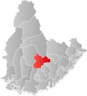 Illustrasjon som viser Agder i forskjellige grånyanser. Evje og Hornnes er markert i rød farge. - Klikk for stort bilde